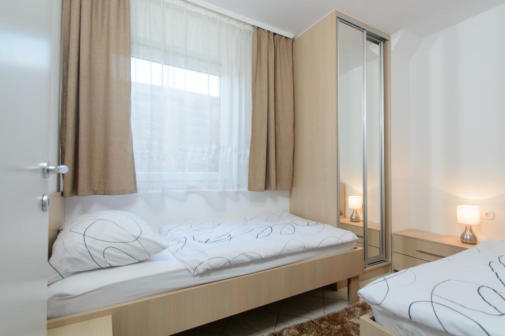 Apartmani Mm Trogir Kültér fotó
